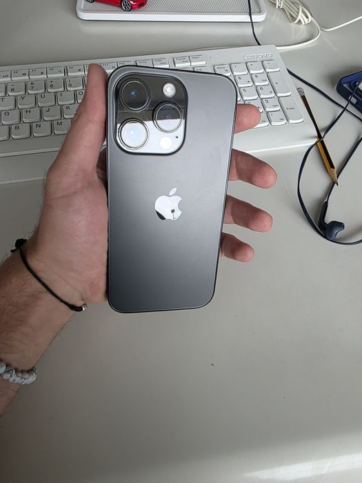 Vând Iphone 14 pro