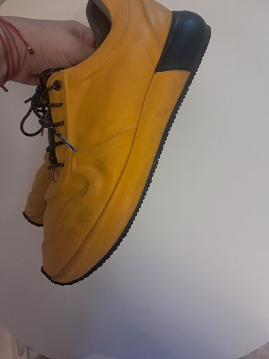 Adidasi galben/mustar piele