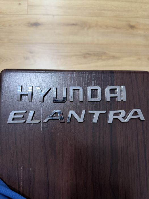 Litere Hyundai Elantra