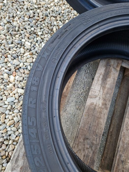 2anvelope vara 225 45 18 Semperit