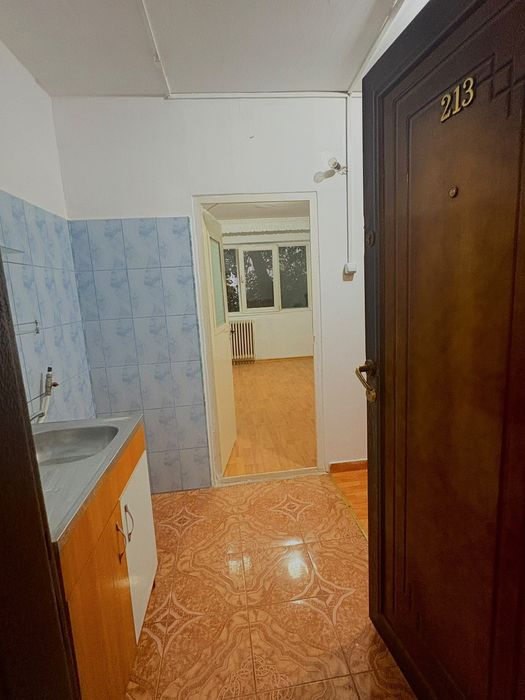 Garsoniera 21 mp - Narcisa , etaj 2 - propietar - 25000E