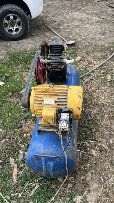 Воздушный компрессор