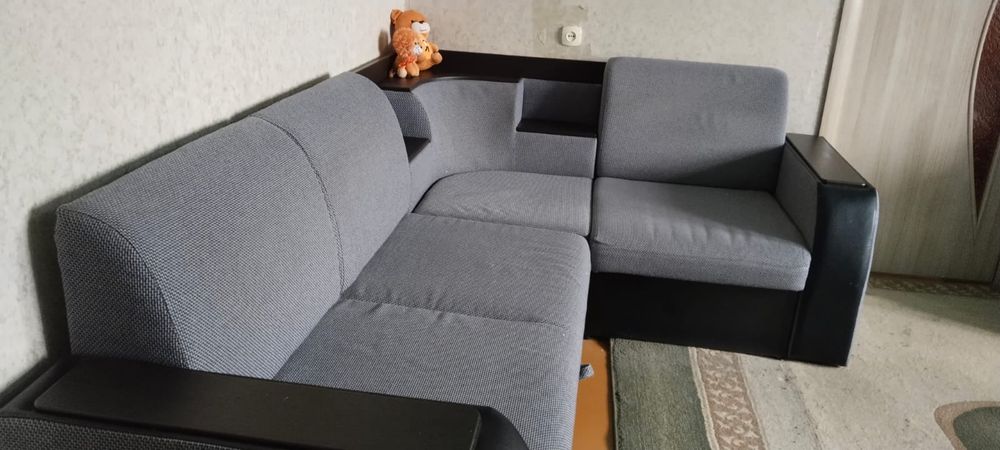 Диван угловой