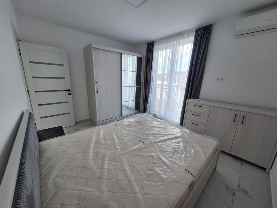 Inchiriez apartament river park