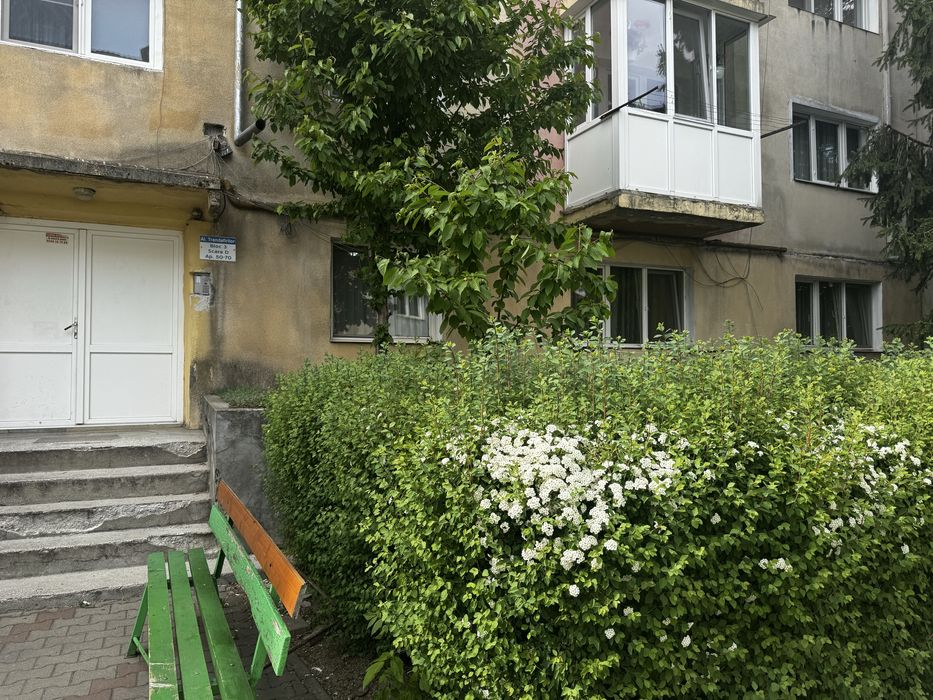 Apartament de închiriat – parter