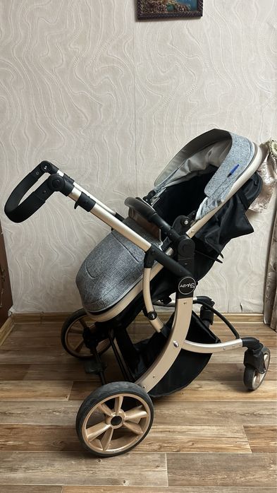 Продам коляску зима-лето