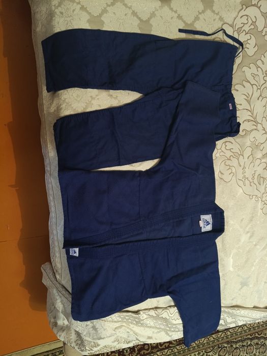 Продам кимоно детское