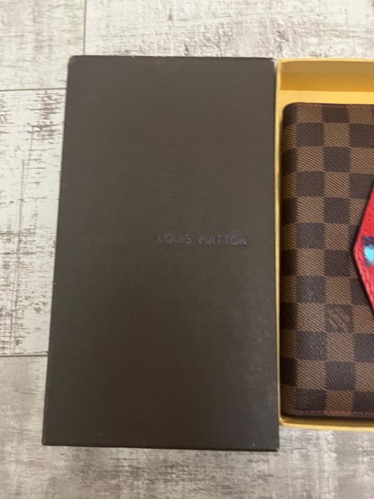 Продам партмоне новый