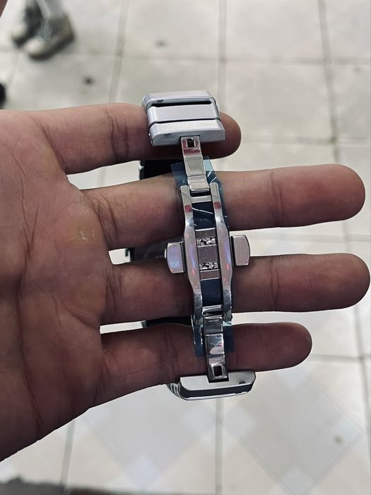 часы от бренда Nike