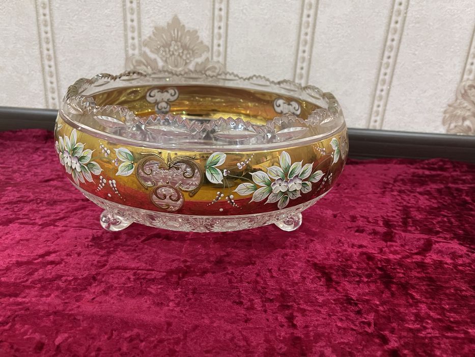 Большая хрустальная фруктовница с позолотой, Чехия