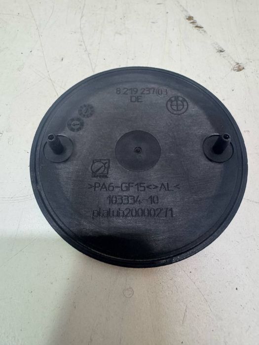 Capac usa actuator rezervor sigla portbagaj BMW Seria 3 E90 LCI