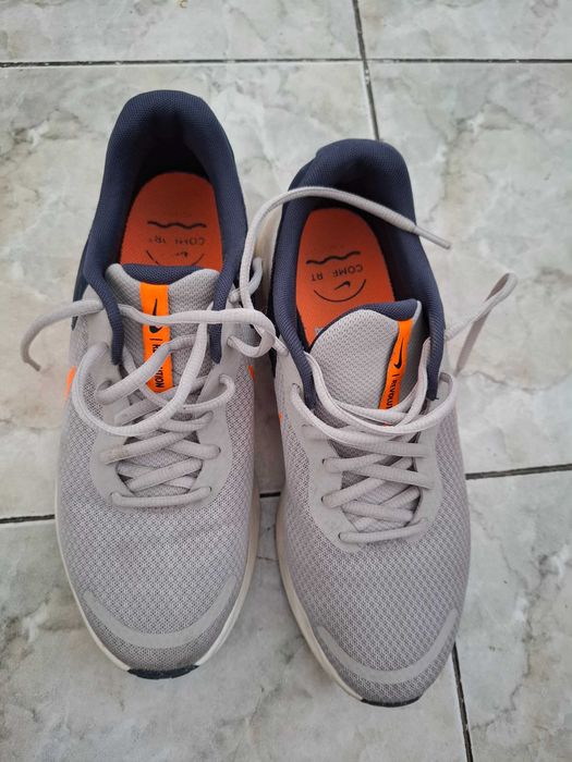 Маратонки Nike comfort