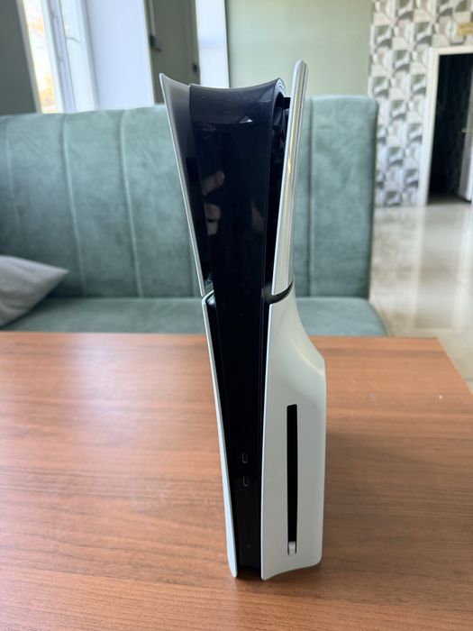 PlayStation 5 , 1tb