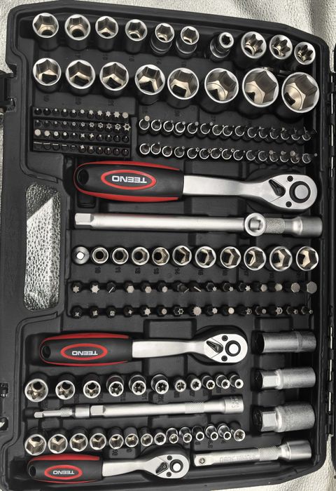 Trusa chei tubulare 216 piese – calitate premium!