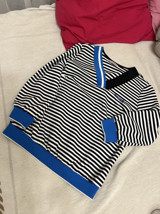 Женская одежда.