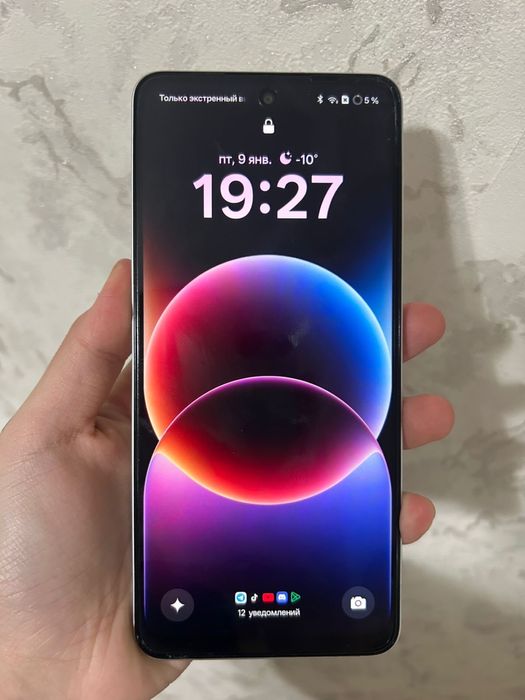 Продам телефон новый