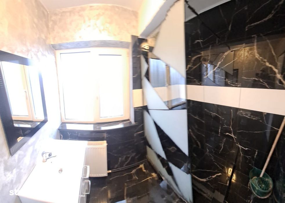 Apartament cu 3 camere , renovat complet