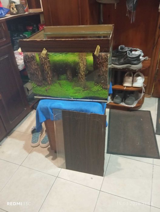 Продаётся аквариум