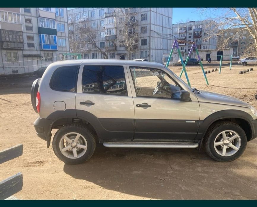 Продам ниву шевроле
