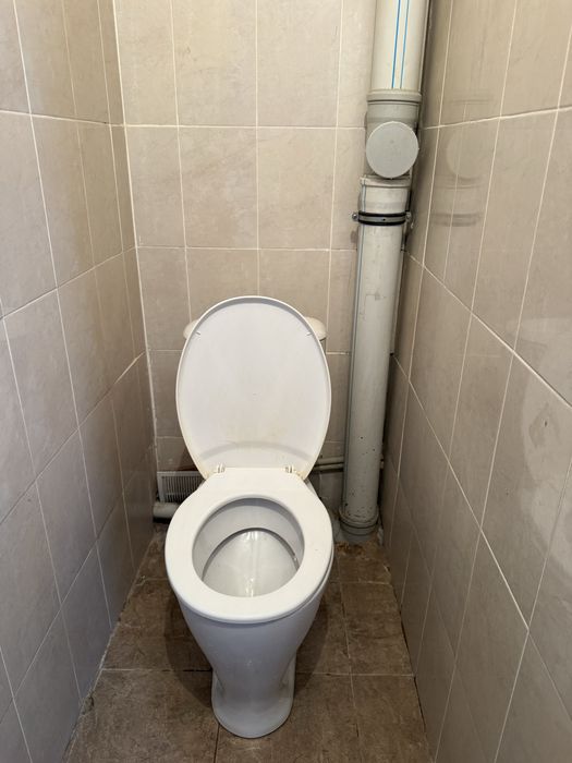 Продам ванную и туалет