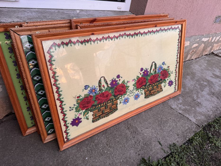 Стенни ковьори с рамки