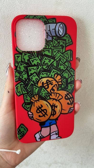 Продавам кейсове за Iphone 16 pro max , 12 pro MAX