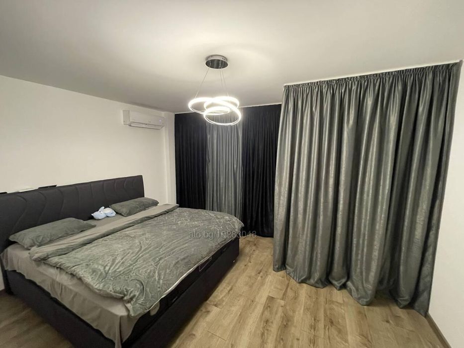 Дава се под наем Тристаен апартамент в Пловдив, Кършияка - 120 кв.м за 700 € - Снимка #1