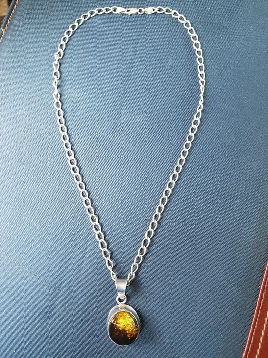 Colier superb argint 925 Miler,pandantiv vintage chihlimbar maro,super