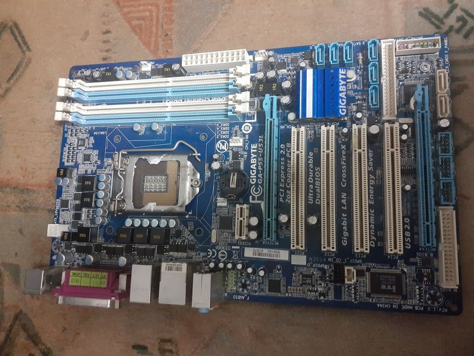 Материнская плата 1156