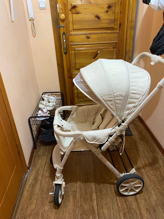 Продам детскую коляску б/у