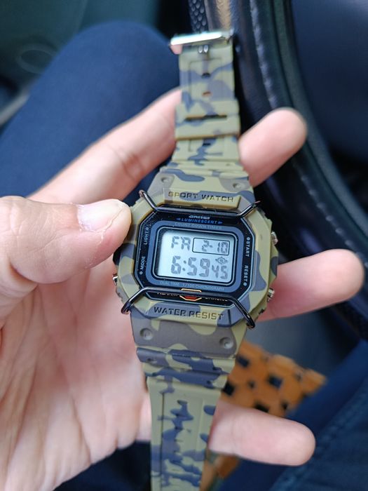 Bamper для часа casio 5600