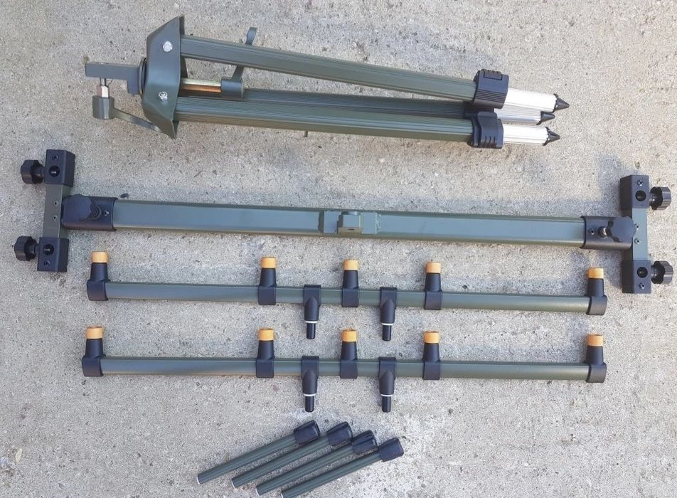 Rod Pod EAST SHARK pentru 3 sau 4 Lansete Tripod 360 Grade