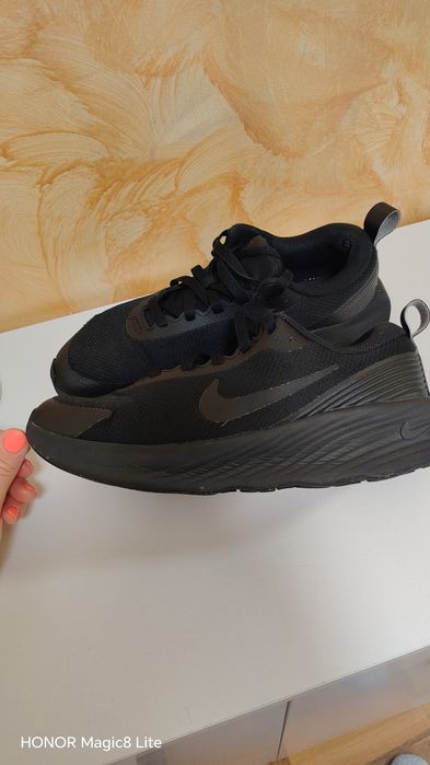 Дамски маратонки Nike