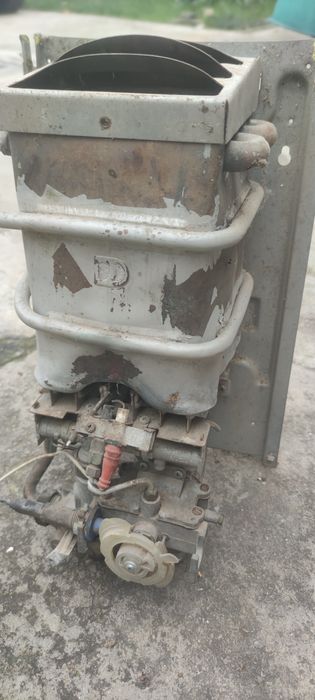 Încălzitor apă menajeră pe gaz "Athena"