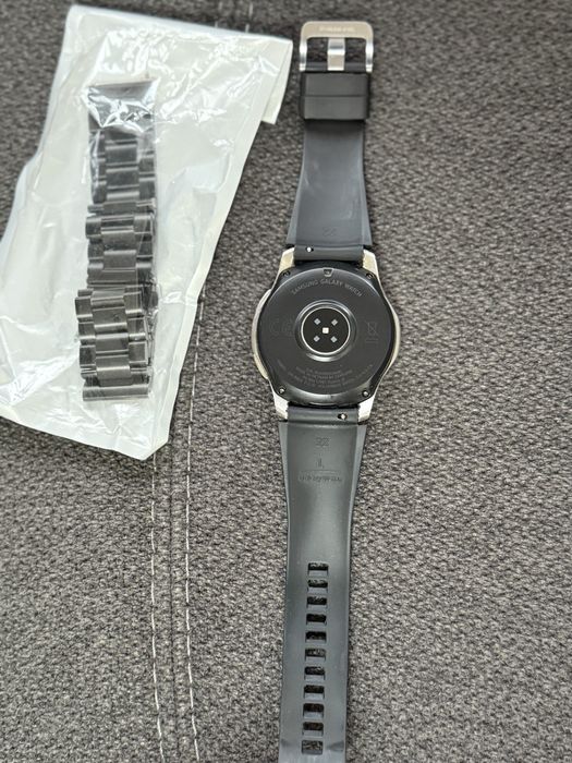 Часовник Samsung Galaxy 46mm