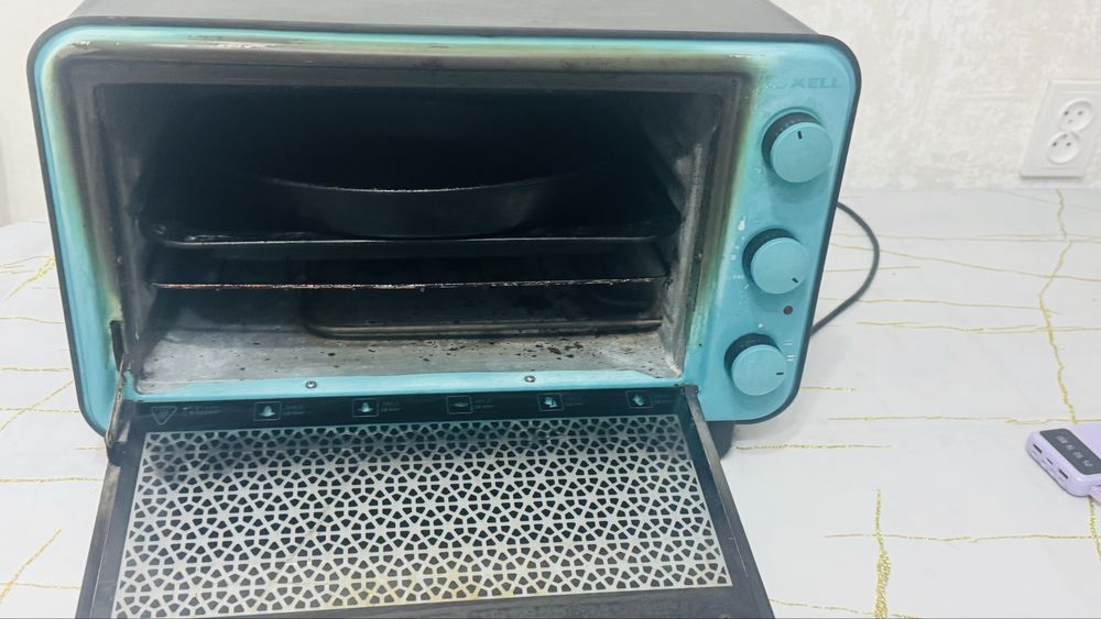 Продам электрическую духовку