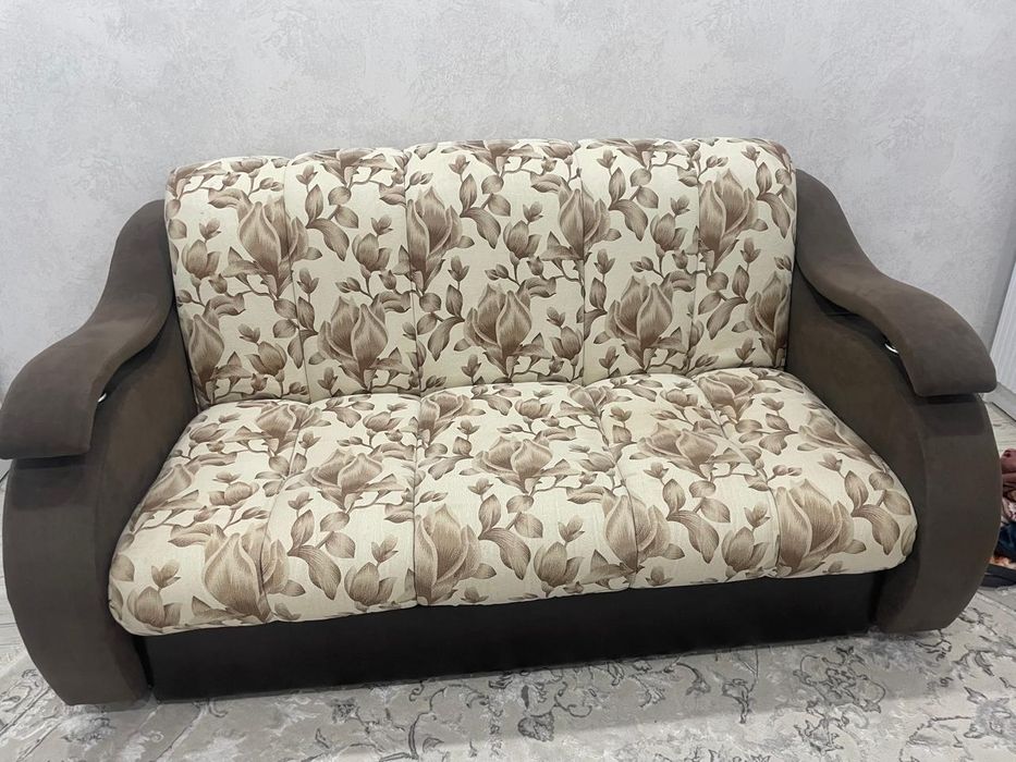 Продам диван раскладной