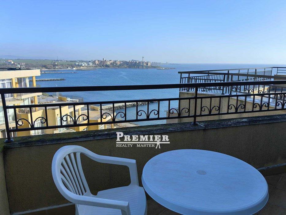 Студио с директна морска гледка