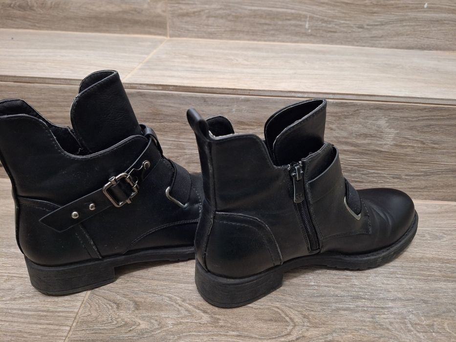 Дамски зимни боти