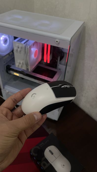 Продам мышку logitec