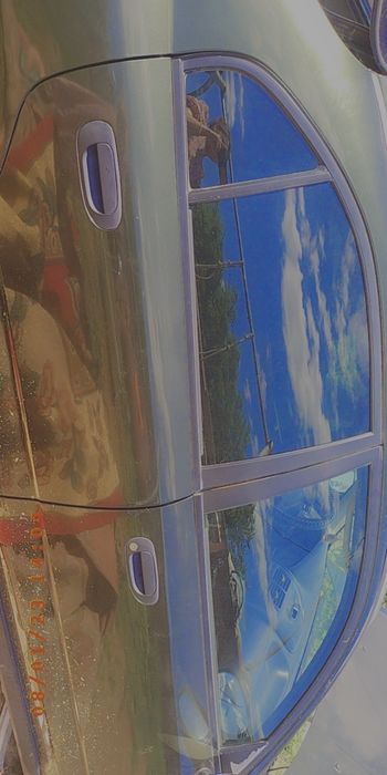 Метсубиси каризма