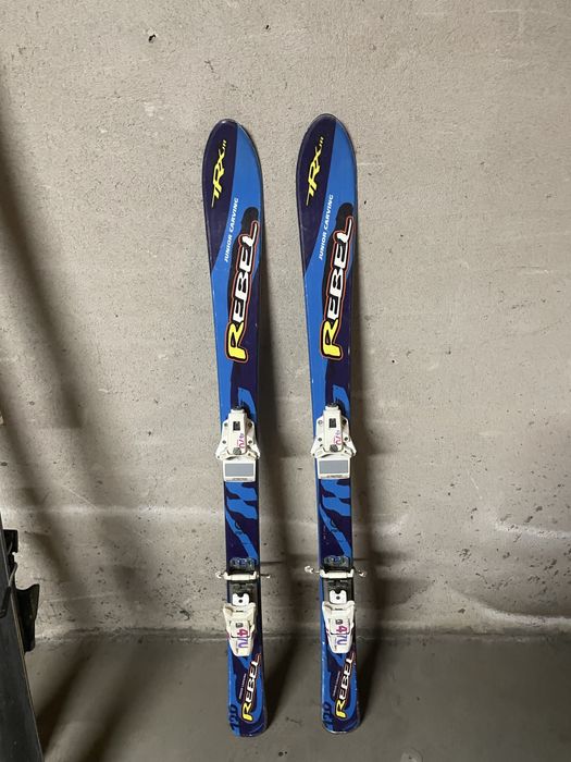 Продавам ски и сноуборд