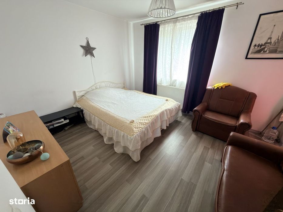 Casă tip capăt înșiruit – P+1+M, 4 camere – semi-mobilată și utilată