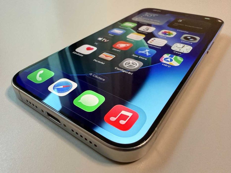  Apple / iPhone 15 Pro Max / 256 Gb / White Titanium