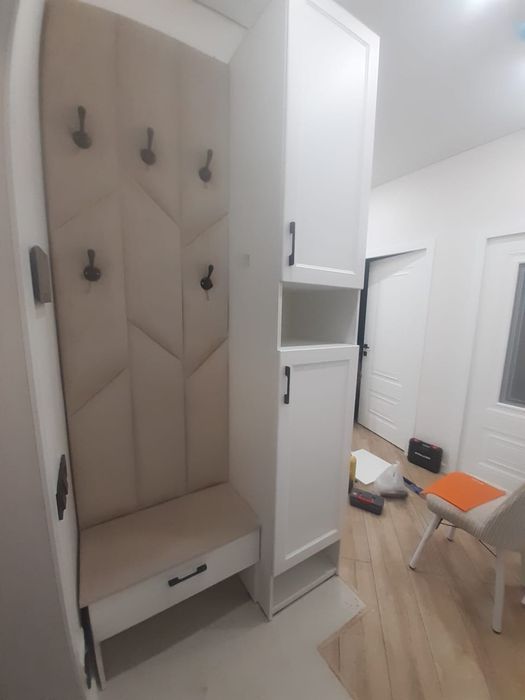 Разобрать мебель и собрать