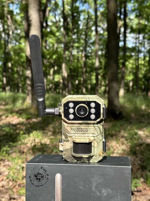 Camere vanatoare cu transmitere Live 4G Gps Panou solar