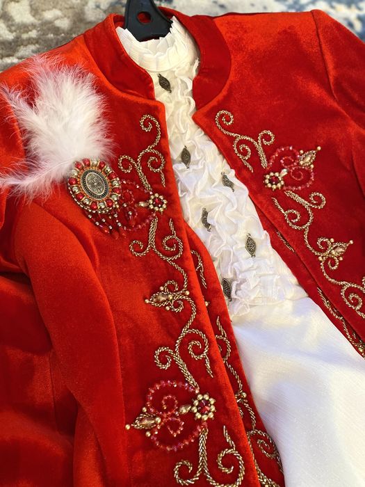 Әдемі арулар туралы бейне