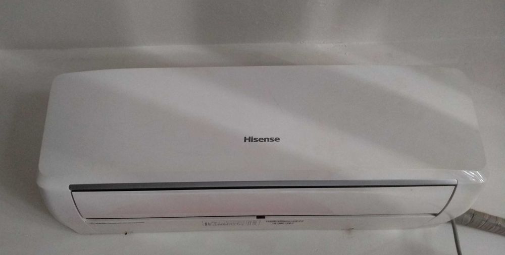 Кондиционер Hisense 12, 3.6 кВт, холод/обогрев, б/у