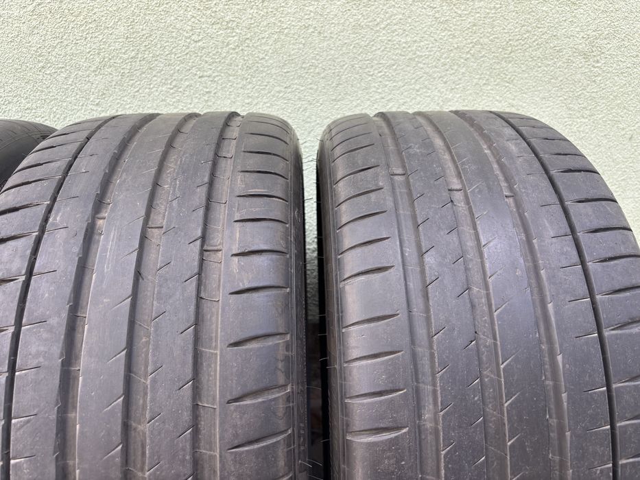 Michelin Pilot Sport 4S 275/35R21 \ 315/30/R21