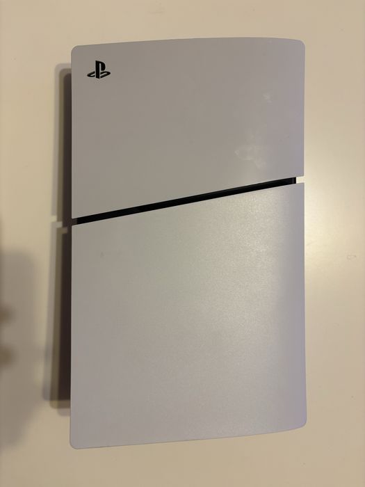 Ps5 slim 1tb disk +controller dualsense+ ea fc 25+ nba 2k25